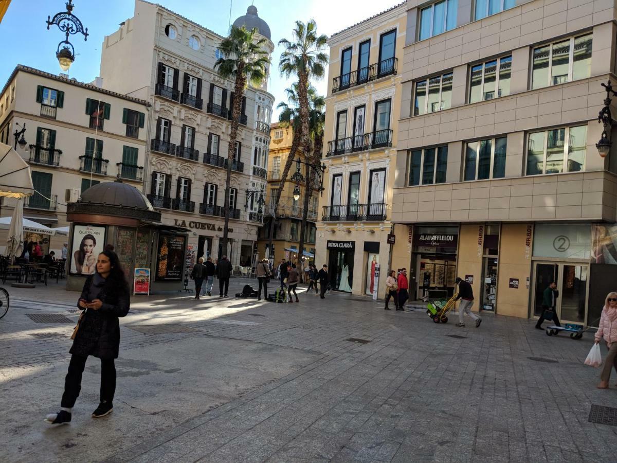 Apartamentos Arc Felix Saenz 2 2 Málaga Esterno foto